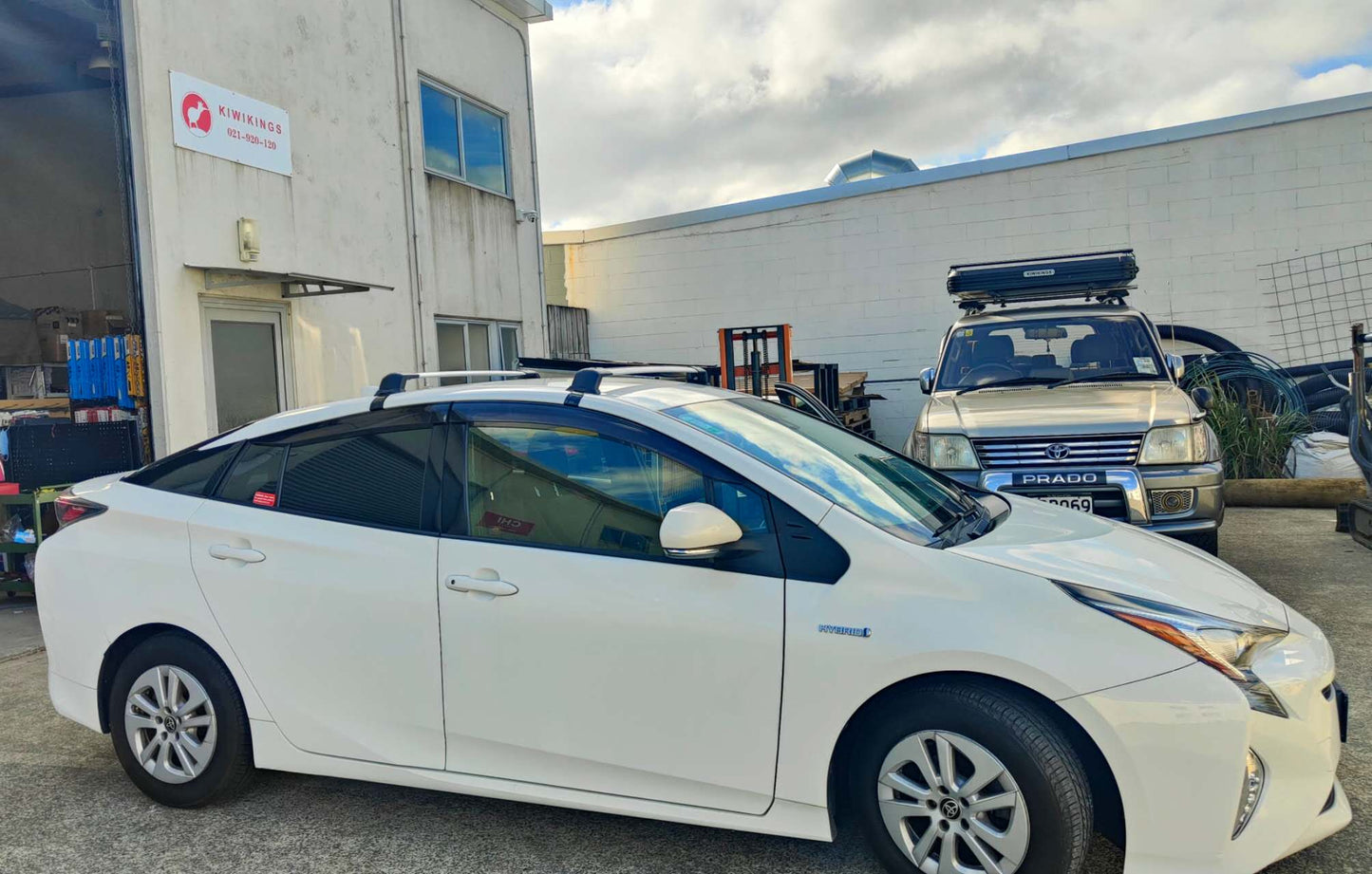KIWIKINGS KSB HD Roof racks for Toyota Prius