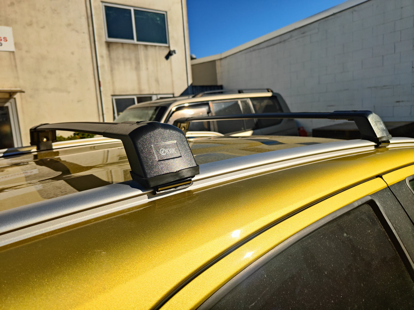 (Sale) KWK Heavy duty roof racks KSB Cross bar for Toyota Yaris Cross 2020 - 2026 With Flush Rails
